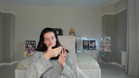 Snapshot of bab_boom chatting on September 24, 12:36 am Monica online show from September 24, 12:36 am