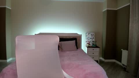 Snapshot of bab_boom chatting on October 8, 12:41 am Monica online show from October 8, 12:41 am