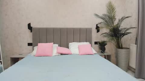 Monica online show from February 19, 2:40 am