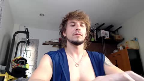 Snapshot of baba_yaga___ chatting on February 22, 4:29 am Jake online show from February 22, 4:29 am