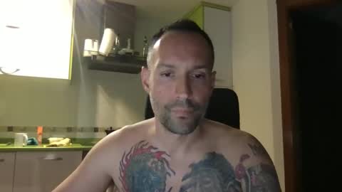 BKR online show from April 25, 8:06 pm