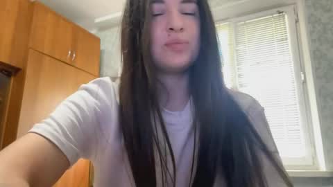Caroline online show from May 25, 9:59 am