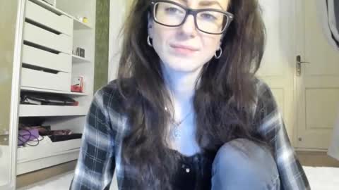 babby_jewel online show from December 6, 9:32 am