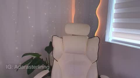 Snapshot of babepeach chatting on October 23, 2:27 pm adara sterling online show from October 23, 2:27 pm