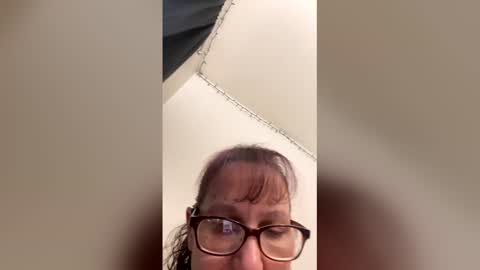 Snapshot of babewithbrains1437 chatting on March 23, 6:12 pm Babewithbrains online show from March 23, 6:12 pm