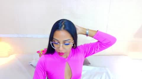 Snapshot of baby_brownsugar chatting on July 20, 1:46 pm valentina online show from July 20, 1:46 pm