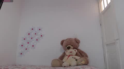 zaleya online show from December 5, 6:55 pm