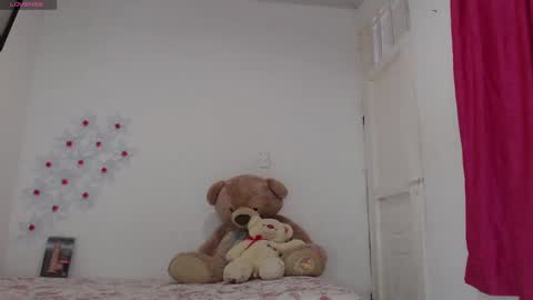 zaleya online show from December 10, 9:54 pm