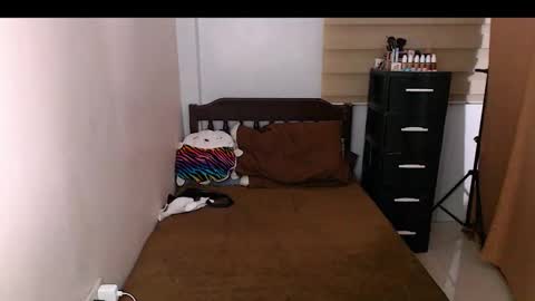 Snapshot of baby_fu chatting on October 1, 7:42 pm Nathalia online show from October 1, 7:42 pm