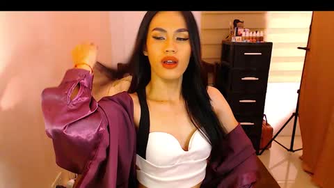 Snapshot of baby_fu chatting on October 10, 7:02 pm Nathalia online show from October 10, 7:02 pm