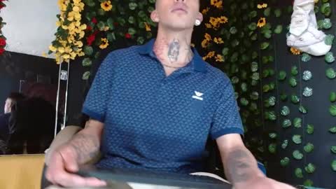 Snapshot of baby_gio chatting on December 13, 9:52 pm OF GxoXabs online show from December 13, 9:52 pm