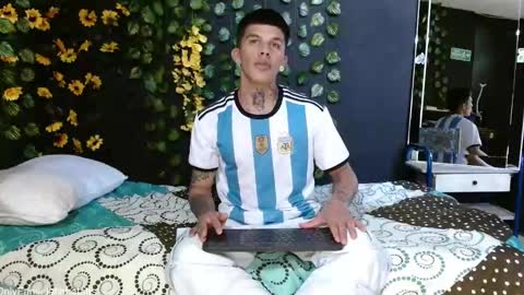 Snapshot of baby_gio chatting on January 22, 7:03 pm OF GxoXabs online show from January 22, 7:03 pm