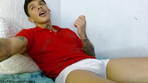 Snapshot of baby_gio chatting on March 4, 10:02 am OF GxoXabs online show from March 4, 10:02 am