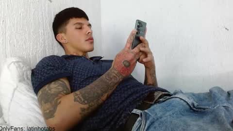 Snapshot of baby_gio chatting on March 5, 4:34 am OF GxoXabs online show from March 5, 4:34 am