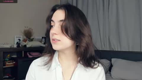 Emily online show from December 2, 6:52 am