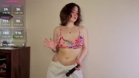 Emily online show from June 17, 7:33 am