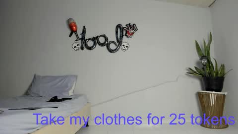 Snapshot of baby_keyshar chatting on October 31, 9:49 pm baby_keyshar online show from October 31, 9:49 pm