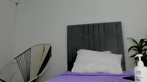 baby_keyshar online show from June 9, 11:33 am