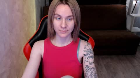 baby_kitte online show from November 28, 7:22 am