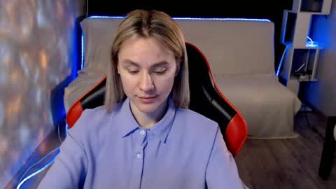 baby_kitte online show from April 12, 12:59 am