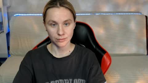 Snapshot of baby_kitte chatting on May 2, 3:28 pm baby_kitte online show from May 2, 3:28 pm