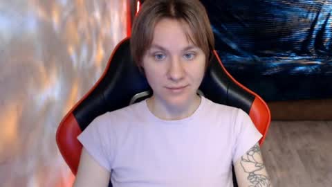 Snapshot of baby_kitte chatting on May 27, 3:36 am baby_kitte online show from May 27, 3:36 am