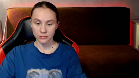 Snapshot of baby_kitte chatting on June 12, 9:19 am baby_kitte online show from June 12, 9:19 am