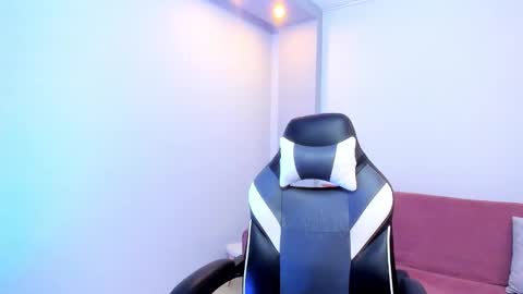 baby_lannie online show from November 11, 4:12 am