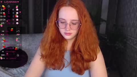 Snapshot of baby_little_fox chatting on October 15, 11:54 am baby_little_fox online show from October 15, 11:54 am