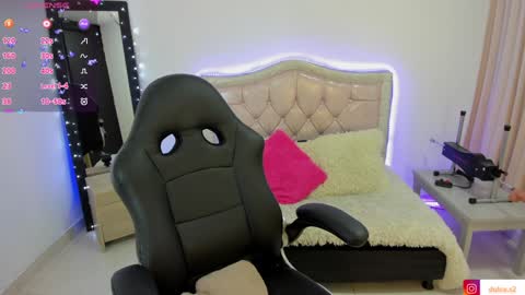 Dulce  Stefa  online show from January 1, 10:43 am