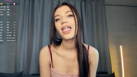 Anita online show from March 19, 6:12 pm