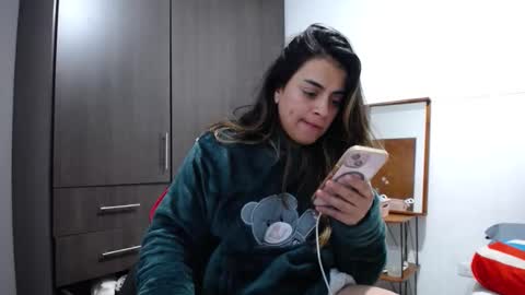 Snapshot of baby_roose chatting on January 5, 10:10 am Baby online show from January 5, 10:10 am