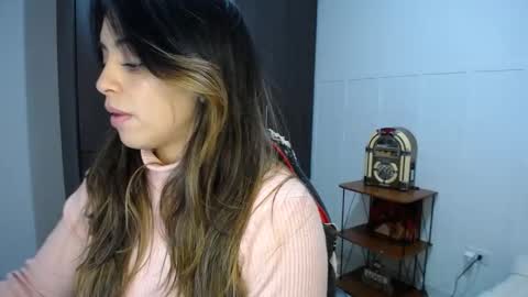 Snapshot of baby_roose chatting on January 18, 7:48 pm Baby online show from January 18, 7:48 pm