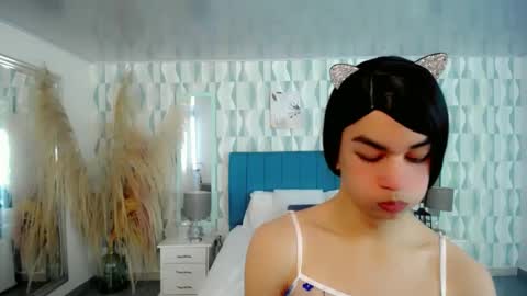 KENDALL online show from September 29, 4:17 am