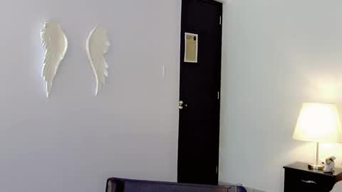 KENDALL online show from September 30, 7:30 pm