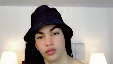 KENDALL online show from October 8, 9:23 pm