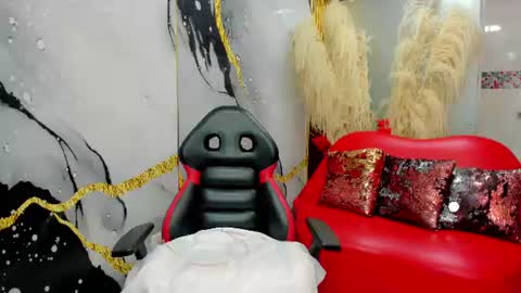 Snapshot of baby_sofia7 chatting on June 25, 7:40 pm Sofia online show from June 25, 7:40 pm
