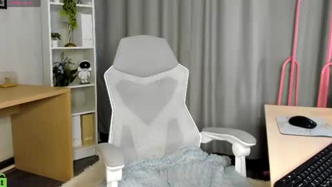 baby_sunsh1ne_ online show from July 14, 1:08 am