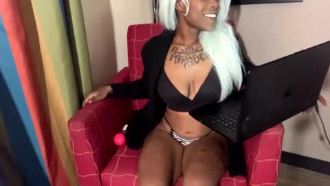 baby_tsunami online show from September 11, 4:18 pm