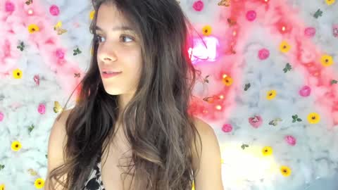 Aylin  online show from January 14, 8:20 am