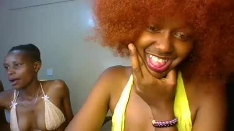 Snapshot of babybrown20 chatting on April 6, 4:46 am babybrown online show from April 6, 4:46 am