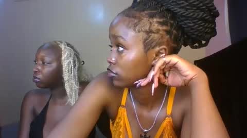 Snapshot of babybrown20 chatting on May 7, 3:45 am babybrown online show from May 7, 3:45 am