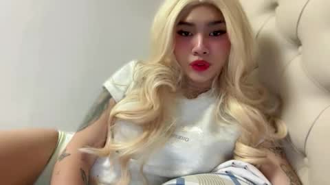 Clara online show from March 4, 3:18 pm