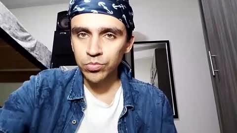 Dani  online show from January 11, 9:31 pm