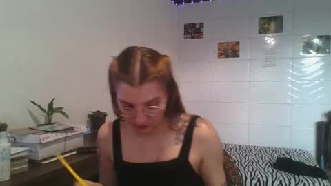 babydemon6 online show from December 2, 9:32 pm