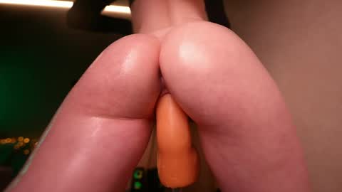 babydoll_laura online show from April 10, 1:49 pm