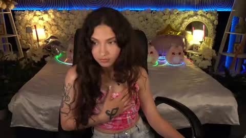 Snapshot of babyflowerr chatting on May 15, 6:48 pm Sasha online show from May 15, 6:48 pm