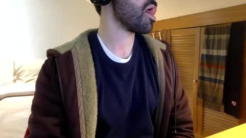 Tom A.    online show from February 4, 9:52 pm