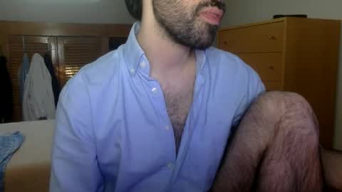 Snapshot of babyhardy chatting on May 25, 10:32 am Tom A. online show from May 25, 10:32 am