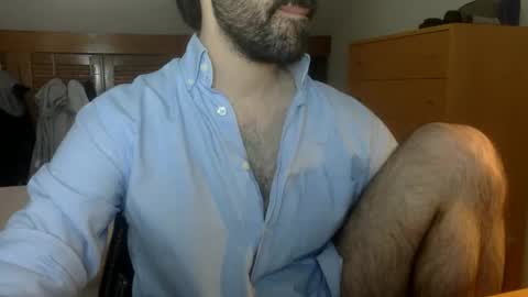 Snapshot of babyhardy chatting on May 30, 9:50 am Tom A. online show from May 30, 9:50 am